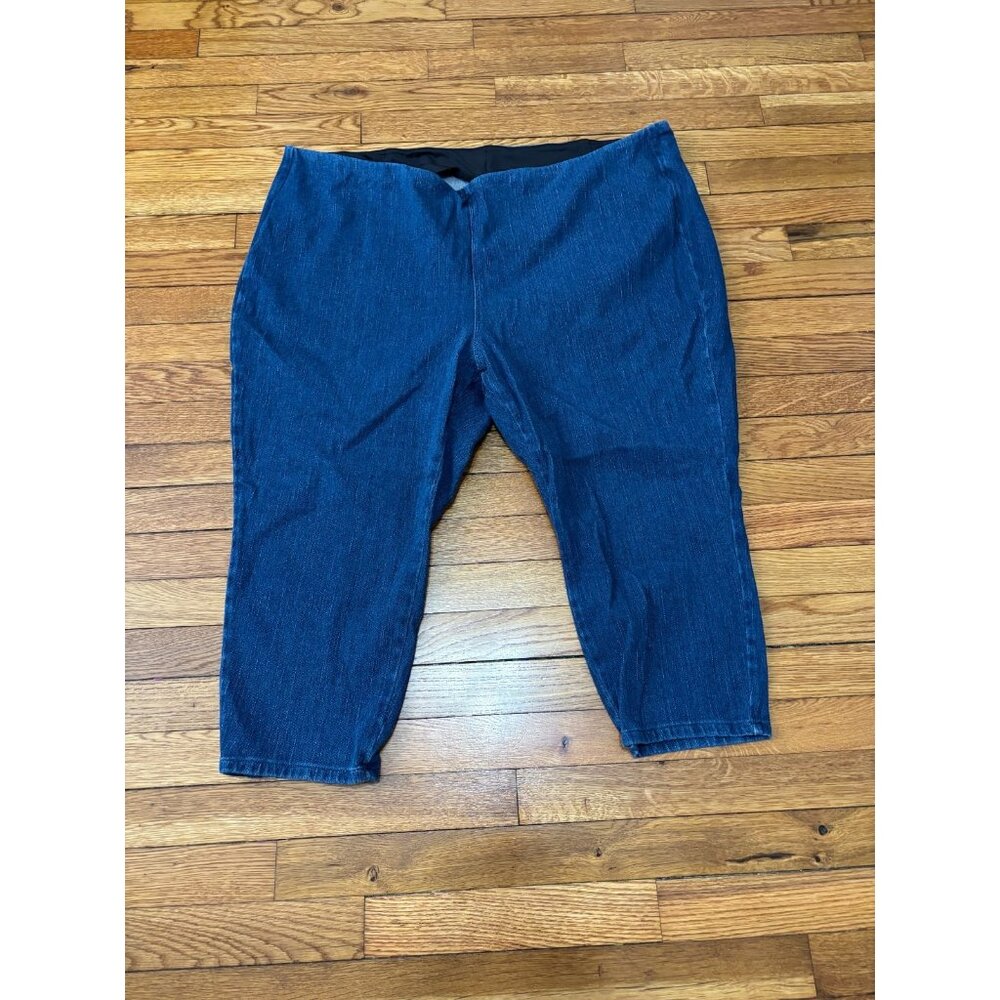 Belle by Kim Gravel Womens Pull On Capri Jeans Size 28WP Blue Stretch Denim